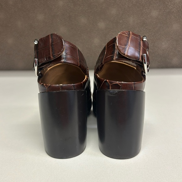 🔥🔥🔥NEW Chloe Croc-Embossed Leather Brown Ankle Boots Heels - Picture 6 of 16